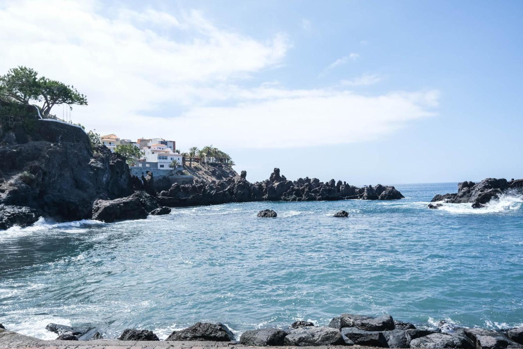 Casa Julio - Alcala Complete Coastal Retreat - Entire Apartment - 3 Min Walk From The Ocean - Shared Entrance With Host Exterior photo